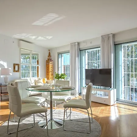 Betis Deluxe Riverside Apartamento